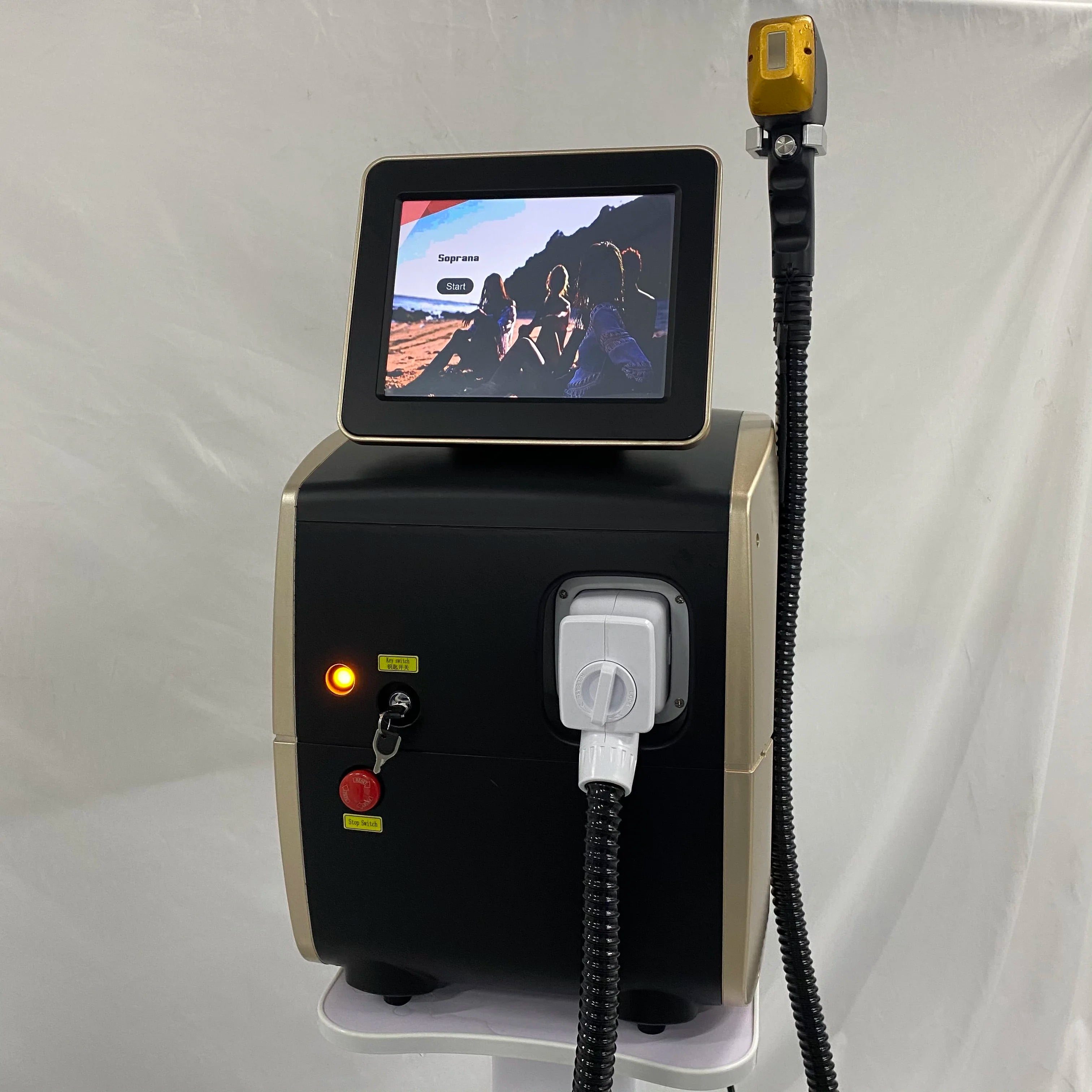 Portable Professional Diode Ice Titanium Laser Body Hair Removal Machine 808 755 Alexandrite Equipment 3-Wave Permanent