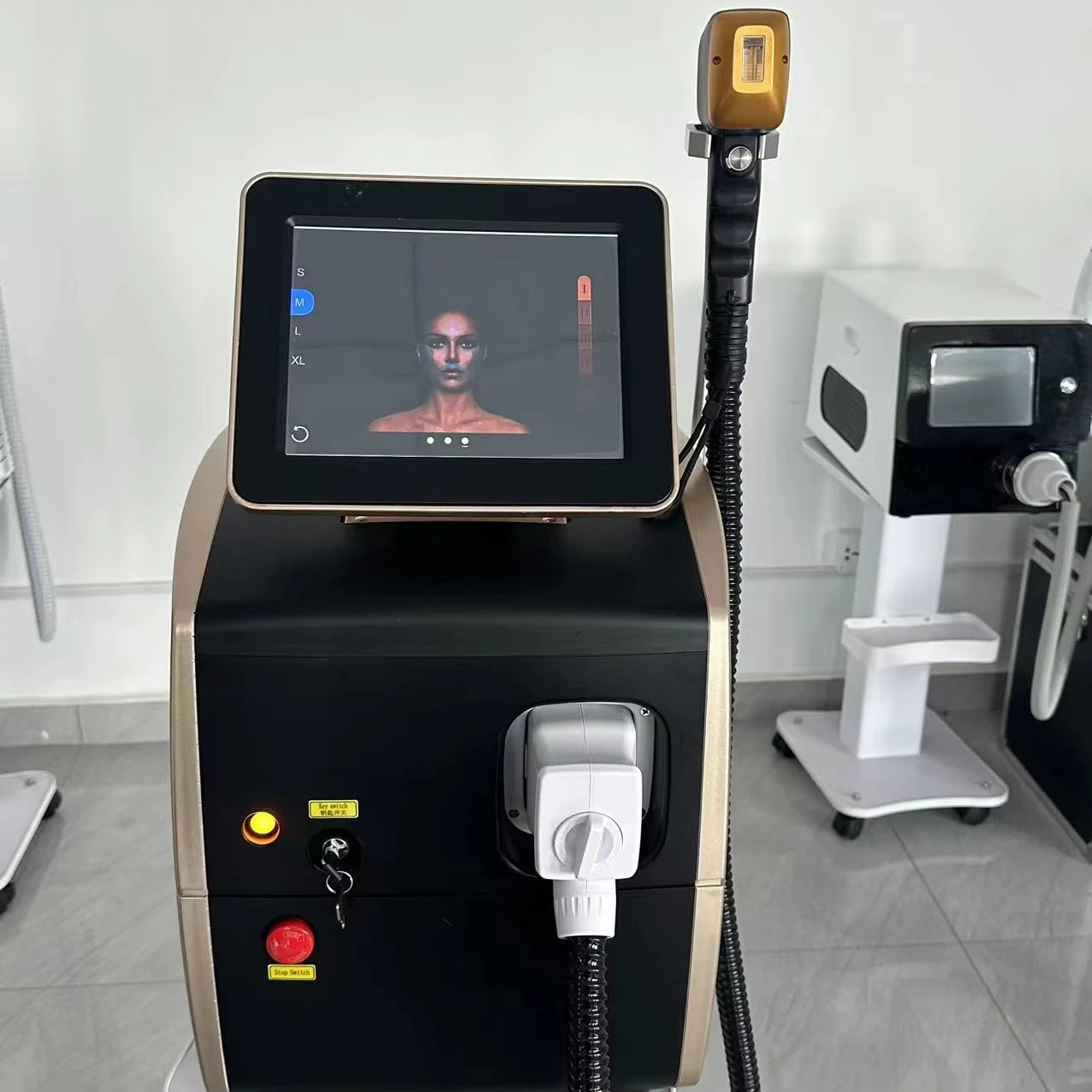 Professional Diode Ice Titanium Laser Hair Removal Machine Portable 808 755 1064 Alexandrite Device 3 Waves Permanent Removal